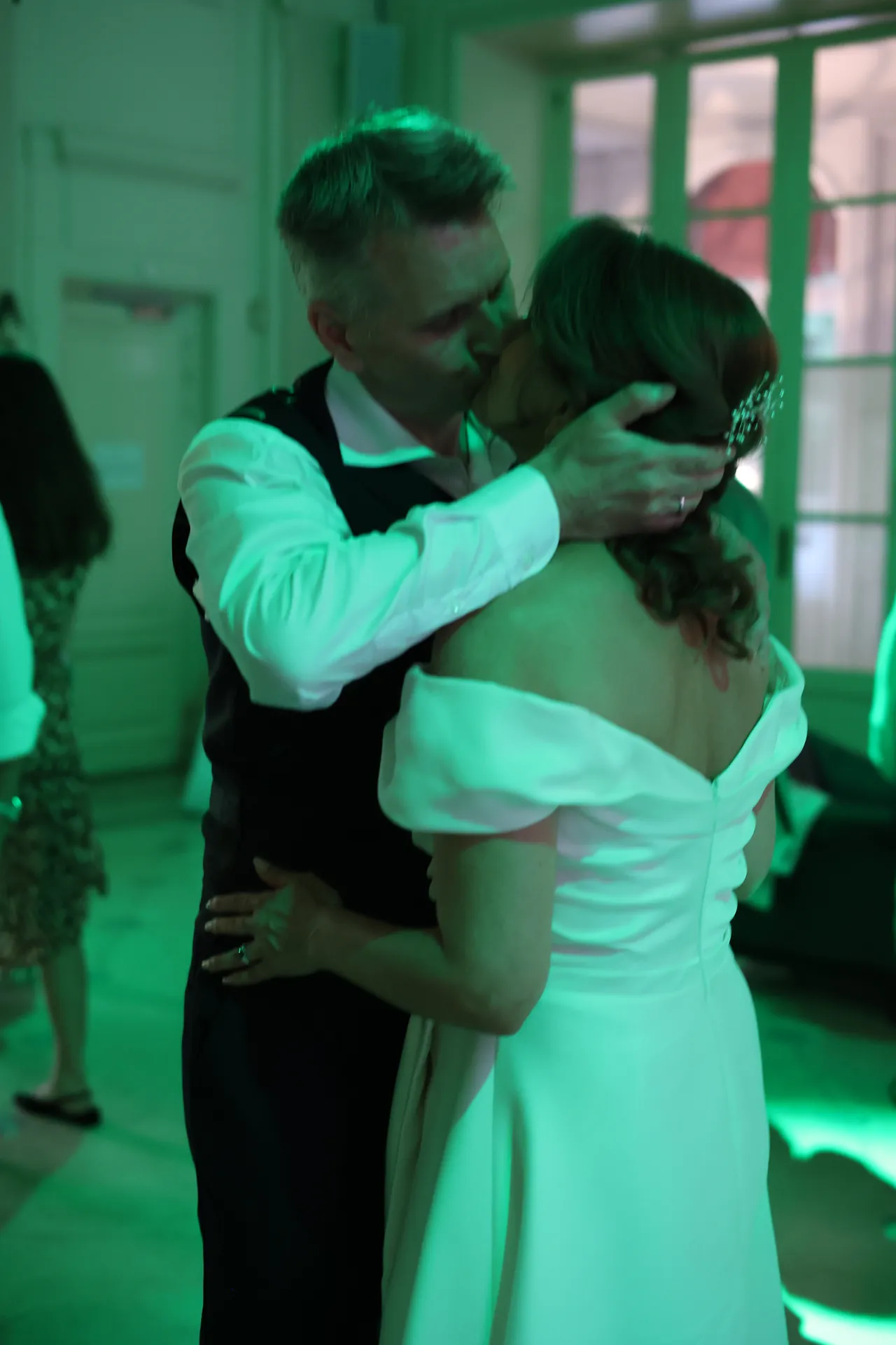 Un baiser en dansant